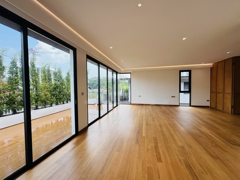 For Sale - Brand New Semi-D, 4 levels with Lift & swimming Pool, 6 bedrooms all ensuite