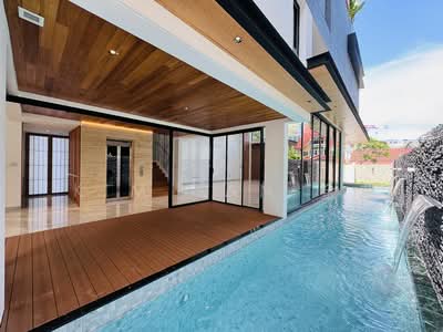 For Sale - Brand New Semi-D, 4 levels with Lift & swimming Pool, 6 bedrooms all ensuite