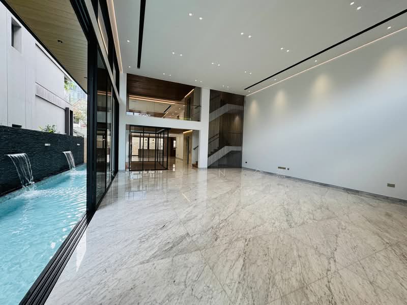 For Sale - Brand New Semi-D, 4 levels with Lift & swimming Pool, 6 bedrooms all ensuite