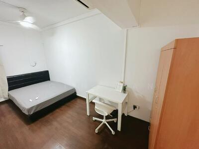 For Rent - Ridgewood Condominium