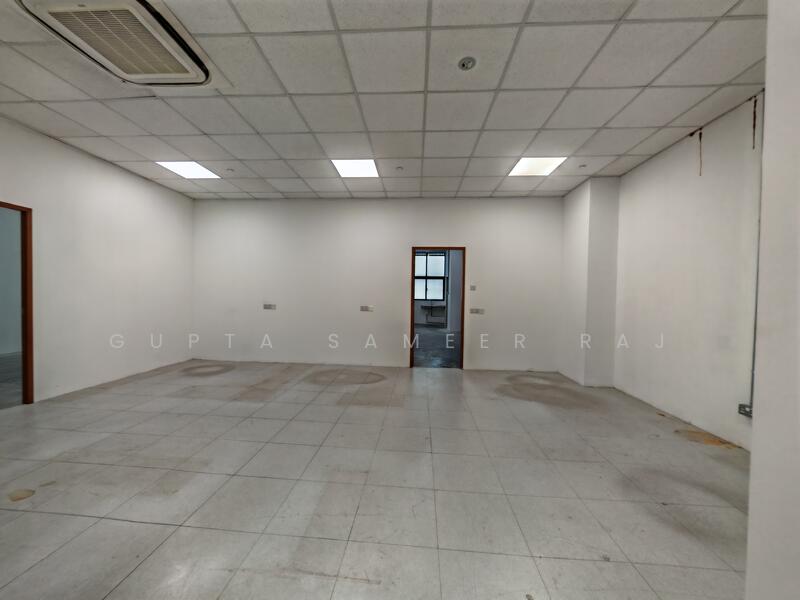 Interlocal Centre, 100G Pasir Panjang Road, 2,248 sqft, Office For Rent, by Gupta Sameer Raj, 60119044 - Others - CommercialGuru.com.sg