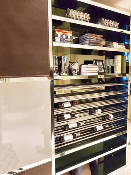 6 Derbyshire Condominium For Sale at S$ 1,080,000 | PropertyGuru Singapore