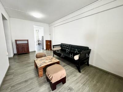 For Sale - 712 Yishun Avenue 5