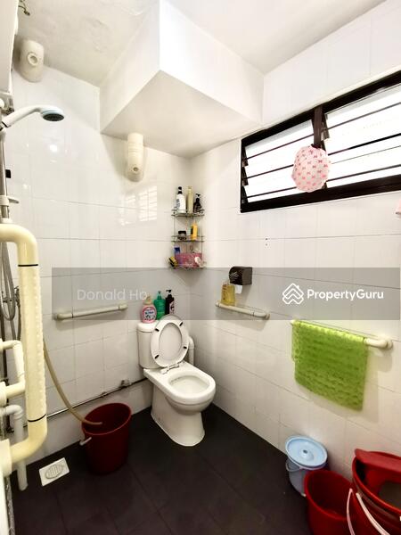 Common Bathroom 
