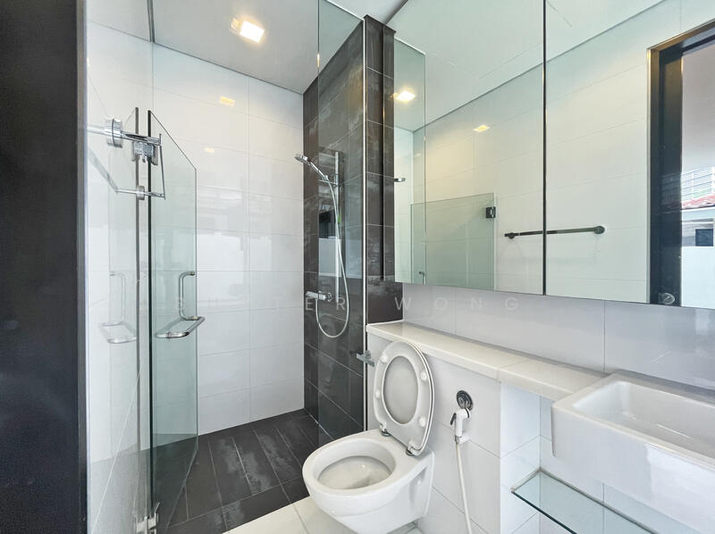 L1-Bedroom Bath