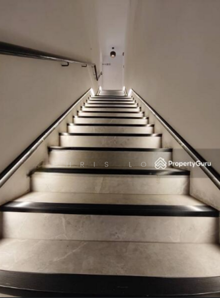 F&B Shophouse on North Bridge Road, North Bridge Road, 2,000 sqft, Food & Beverage For Rent, by Chris Low, 60119342 - Stairs - CommercialGuru.com.sg