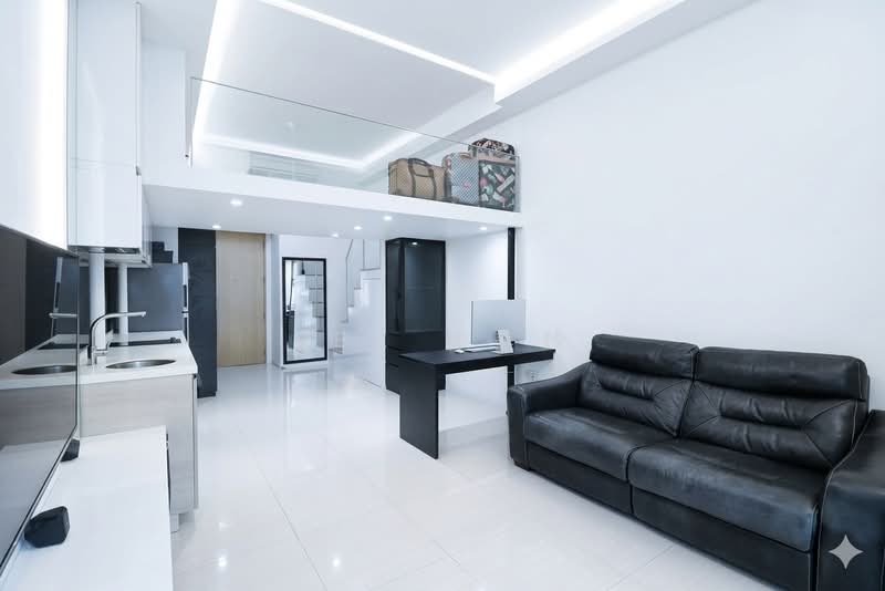 Boathouse Residences, 23 Upper Serangoon View, 1 Bedroom, 624 sqft, Condominium For Sale, by Bee 林美玲, 60119344 - Living Room - PropertyGuru.com.sg