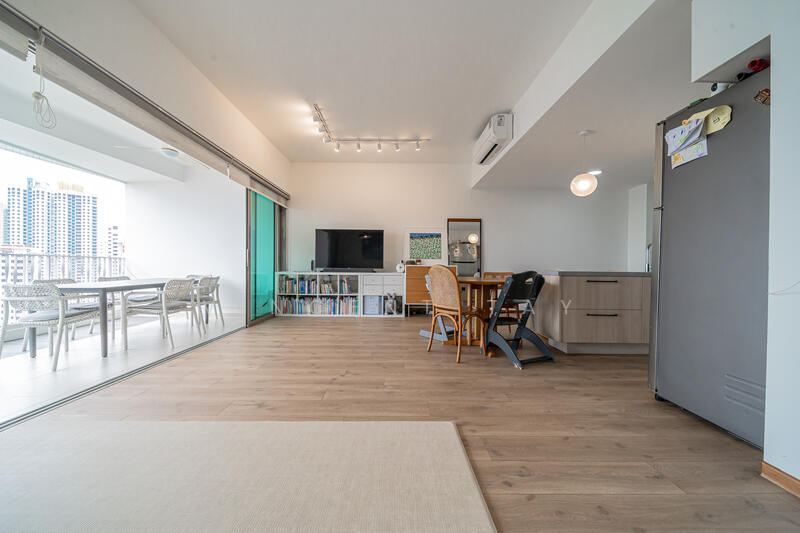 For Rent - Trevista