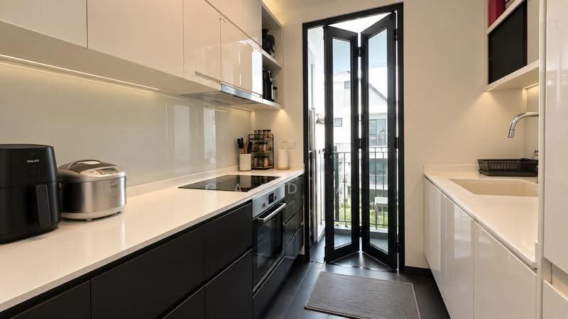 Village @ Pasir Panjang, 417 Pasir Panjang Road, Buona Vista / West Coast / Clementi New Town, 3 Bedrooms, 2,024 sqft, Condominium For Sale, by Candia Low, 60119450 - Kitchen - PropertyGuru.com.sg