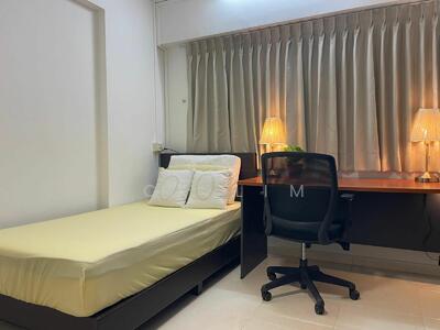 For Rent - 30A Holland Close