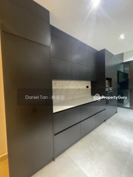 For Rent - ☘️ 5 BEDROOMS ❤️ NEWLY RENOVATED OPEN KITCHEN ☘️ PRESTIGE D11