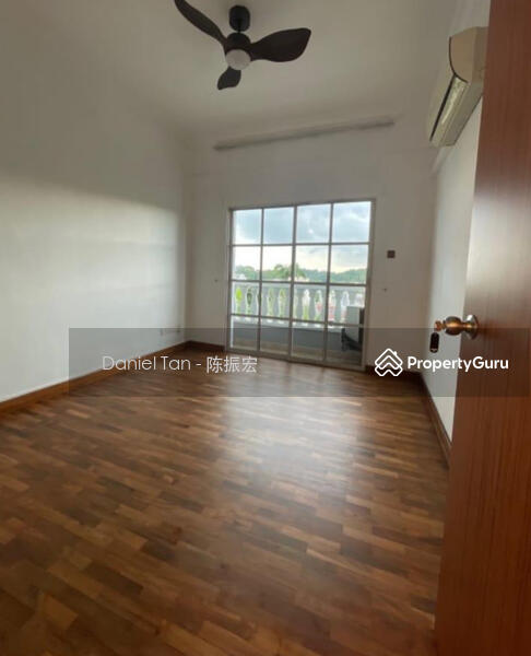 For Rent - ☘️ 5 BEDROOMS ❤️ NEWLY RENOVATED OPEN KITCHEN ☘️ PRESTIGE D11