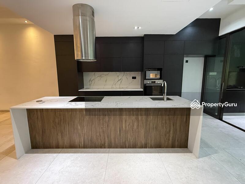For Rent - ☘️ 5 BEDROOMS ❤️ NEWLY RENOVATED OPEN KITCHEN ☘️ PRESTIGE D11