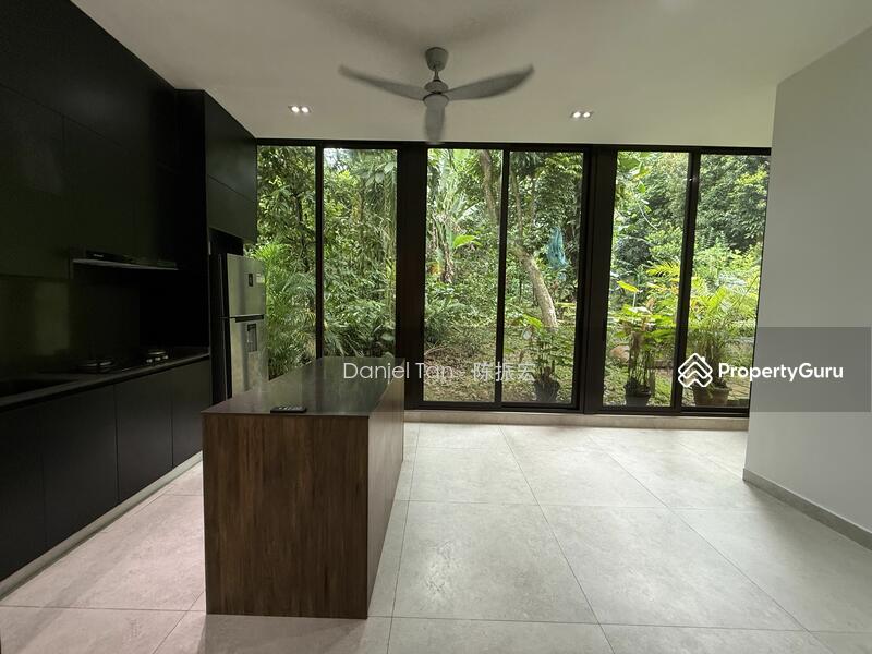 For Rent - ☘️ 5 BEDROOMS ❤️ NEWLY RENOVATED OPEN KITCHEN ☘️ PRESTIGE D11