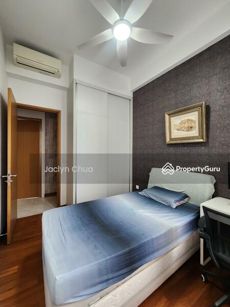 Common Room: $1,500/mth (2) 