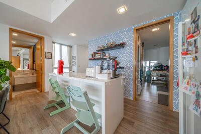 For Sale - Elliot at the East Coast
