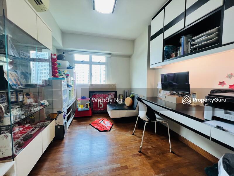 For Sale - 647 Punggol Central
