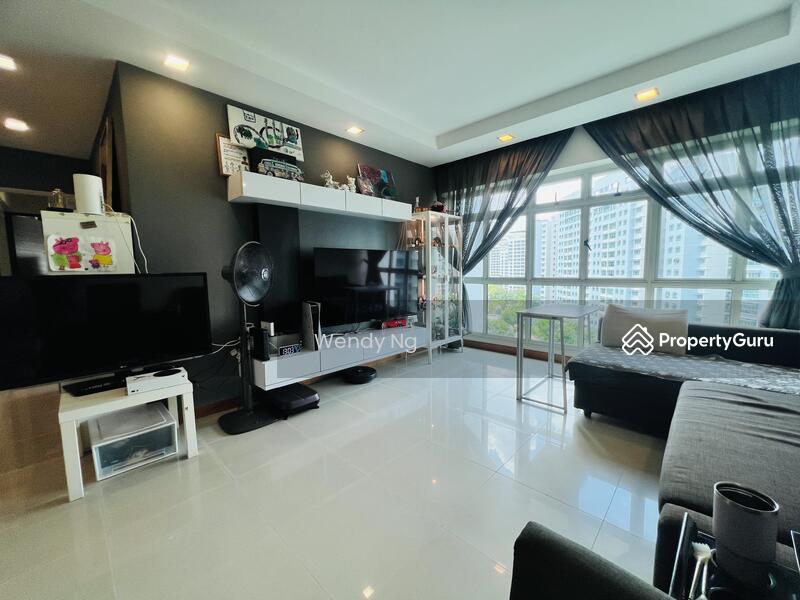 For Sale - 647 Punggol Central