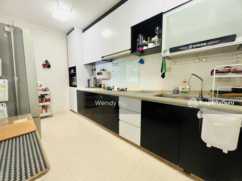 For Sale - 647 Punggol Central