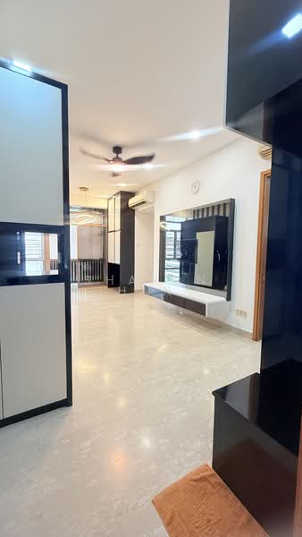 Sunville, 20 Saint Michael's Road, 3 Bedrooms, 1,173 sqft, Apartment For Rent, by SHARON HAN, 60120101 - Living Room - PropertyGuru.com.sg