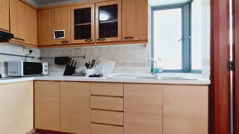 Aquarius By The Park, 1 Bedok Reservoir View, Room Rental, 150 sqft, Condominium For Rent, by Bennedict Tan, 60120231 - Kitchen - PropertyGuru.com.sg