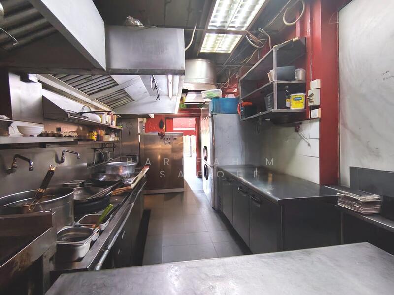 5 Changi Village Road, , 1,400 sqft, Food & Beverage For Rent, by Sharifah M Alsagoff, 60120243 - Kitchen - CommercialGuru.com.sg