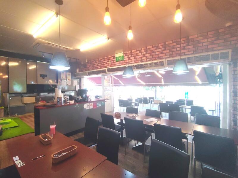 5 Changi Village Road, , 1,400 sqft, Food & Beverage For Rent, by Sharifah M Alsagoff, 60120243 - Dining Room - CommercialGuru.com.sg