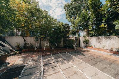 For Sale - Yugi Garden Semi Detached Freehold for Sale