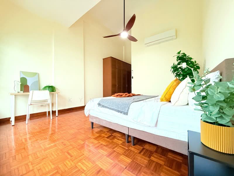 Gold Coast Condo, 360 Pasir Panjang Road, Room Rental, 190 sqft, Condominium For Rent, by Kyne Chan, 60120525 - PropertyGuru.com.sg