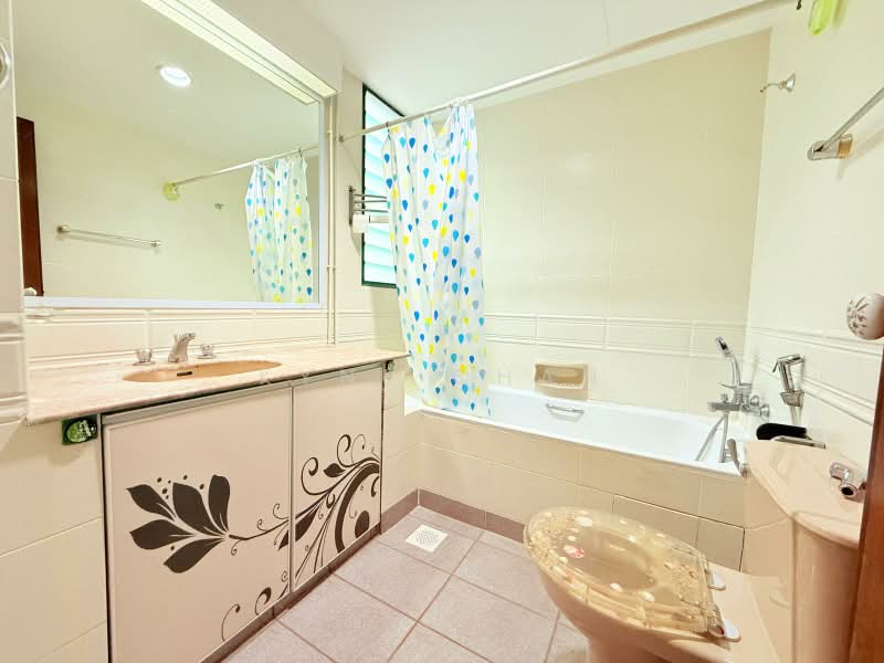 Gold Coast Condo, 360 Pasir Panjang Road, Room Rental, 190 sqft, Condominium For Rent, by Kyne Chan, 60120525 - PropertyGuru.com.sg