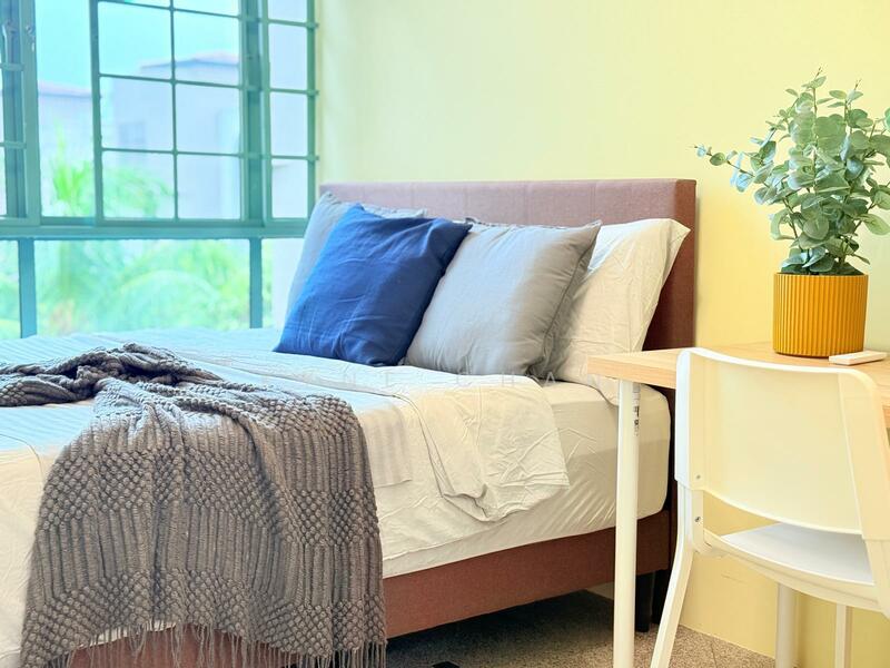 For Rent - Gold Coast Condo