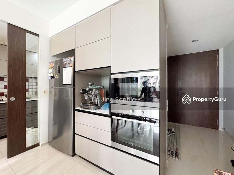 Dry Kitchen