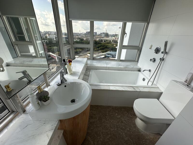 For Rent - The Centris