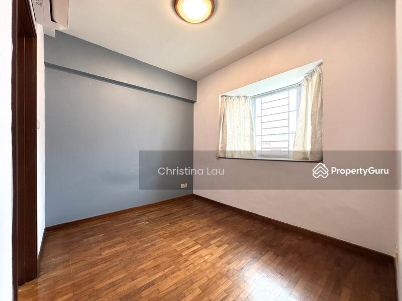 Junior master room