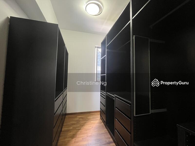 Common Room 2 (Can bedroom or Wardrobe)