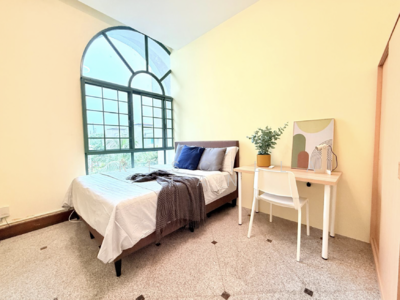 For Rent - Gold Coast Condo