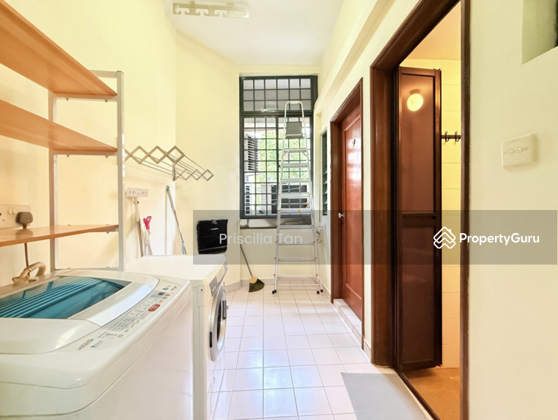 For Rent - Gold Coast Condo