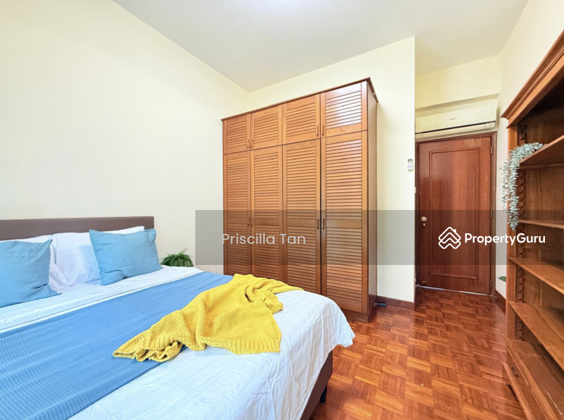 For Rent - Gold Coast Condo