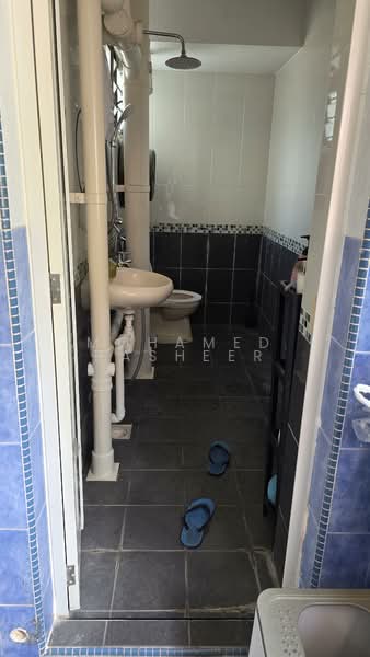 628 Bedok Reservoir Road HDB Flat For Sale at S$ 560,000 | PropertyGuru Singapore - Bathroom