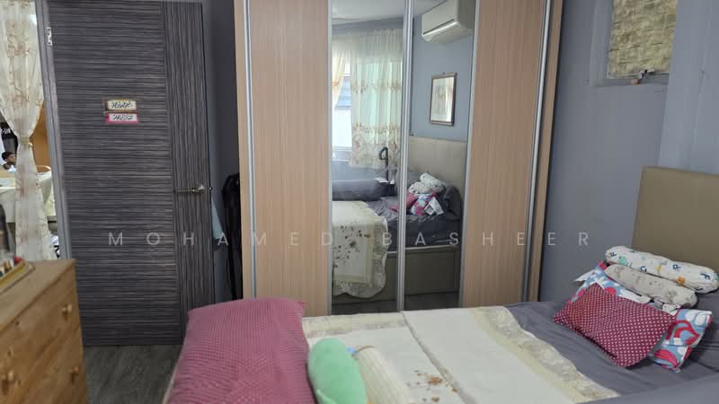 628 Bedok Reservoir Road HDB Flat For Sale at S$ 560,000 | PropertyGuru Singapore - Bedroom