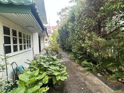 For Sale - Limau Estate