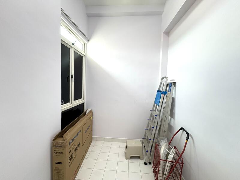 For Rent - Estella Gardens