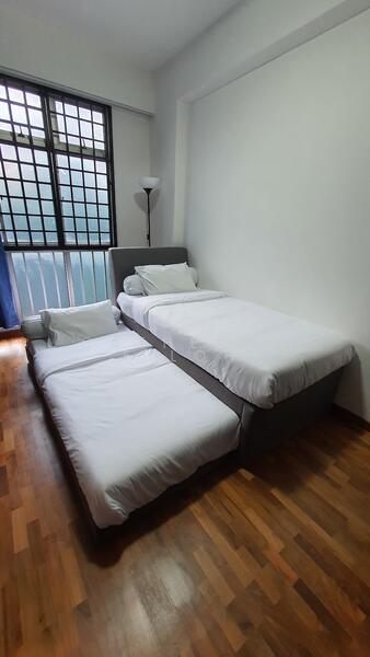 Ava Towers, 10 Ava Road, Room Rental, 200 sqft, Apartment For Rent, by Catherine Loh, 60120949 - Large Bedroom - PropertyGuru.com.sg