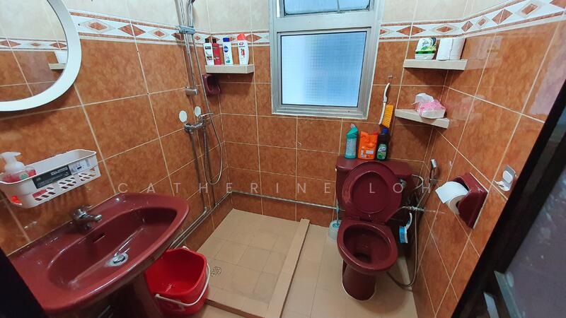 Ava Towers, 10 Ava Road, Room Rental, 200 sqft, Apartment For Rent, by Catherine Loh, 60120949 - Bathroom - PropertyGuru.com.sg