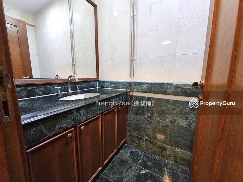 Semi-Detached for Sale in District 16