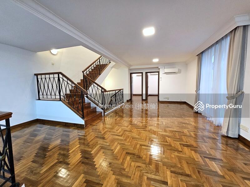 Semi-Detached for Sale in District 16
