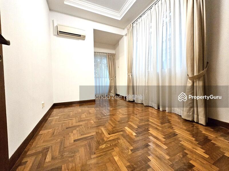 Semi-Detached for Sale in District 16