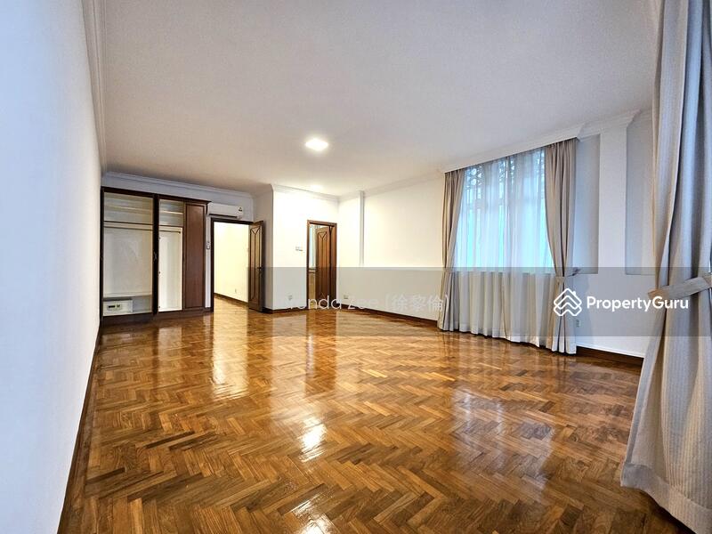 Semi-Detached for Sale in District 16