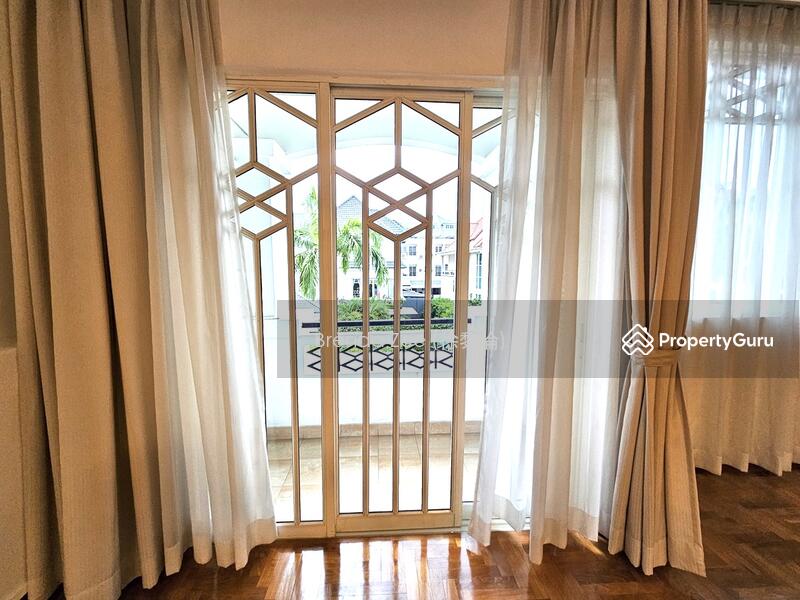 Semi-Detached for Sale in District 16