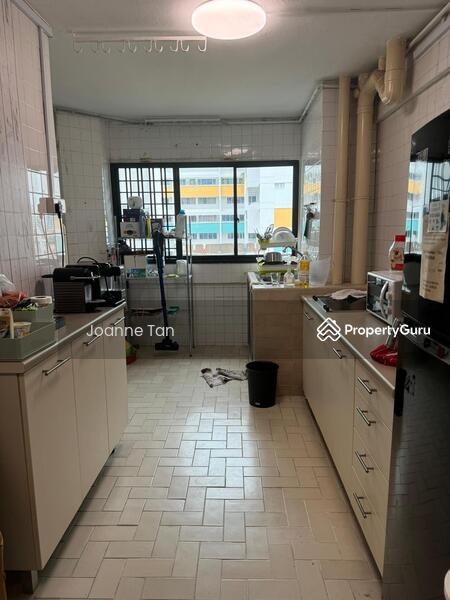 For Rent - 711 Hougang Avenue 2